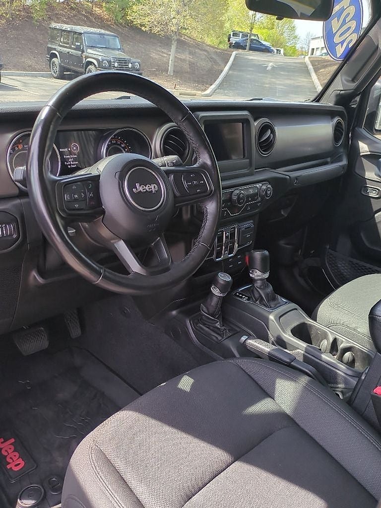 2021 Jeep Gladiator Sport