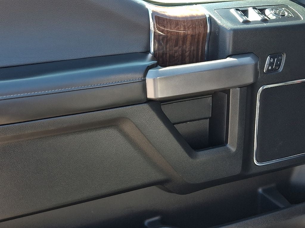 2016 Ford F-150 Platinum