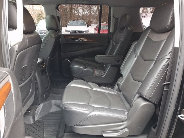 2018 Cadillac Escalade ESV Luxury