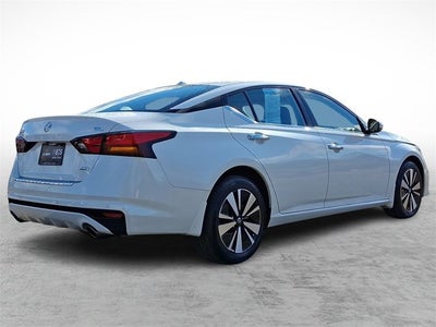 2022 Nissan Altima 2.5 SL