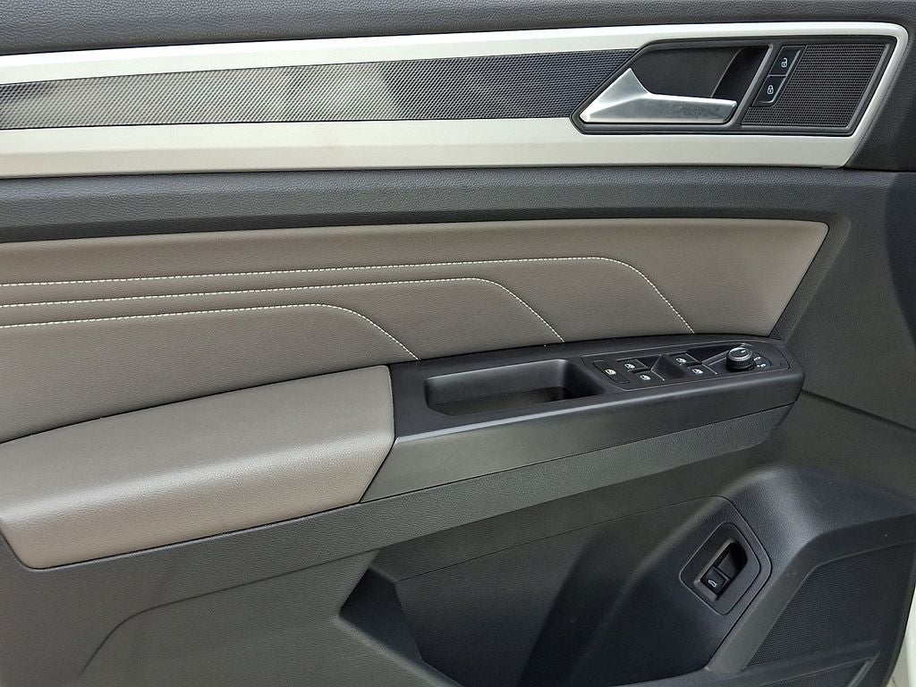 2022 Volkswagen Atlas Cross Sport 2.0T SEL