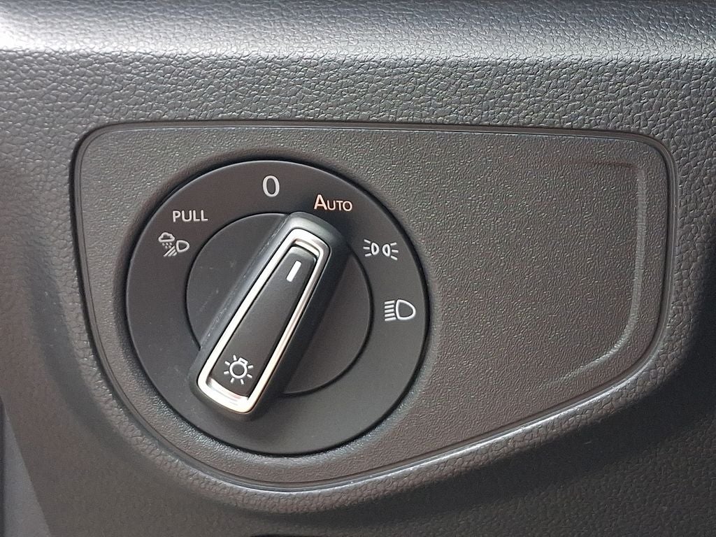 2022 Volkswagen Atlas Cross Sport 2.0T SEL