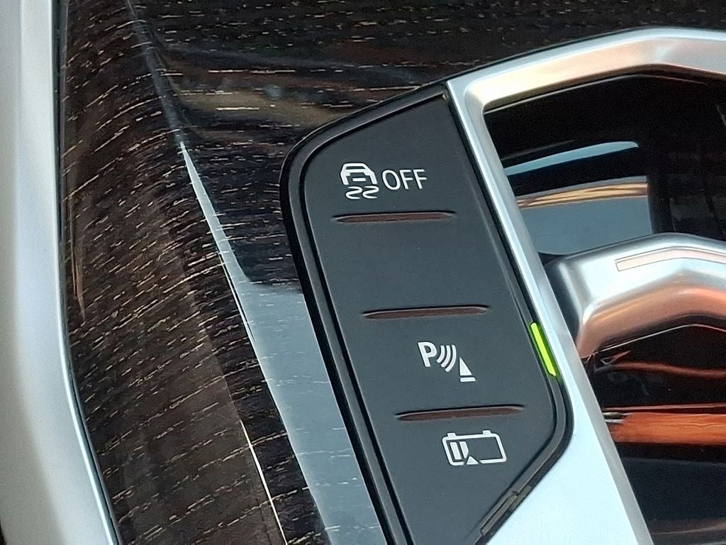 2023 BMW 3 Series 330e xDrive