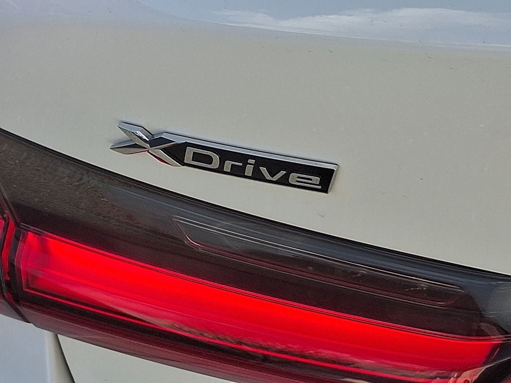 2023 BMW 3 Series 330e xDrive