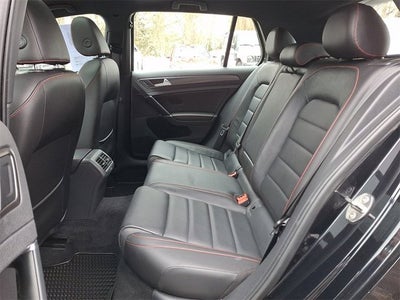 2019 Volkswagen Golf GTI SE