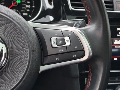 2019 Volkswagen Golf GTI SE