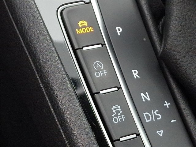 2019 Volkswagen Golf GTI SE