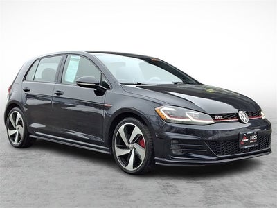 2019 Volkswagen Golf GTI SE