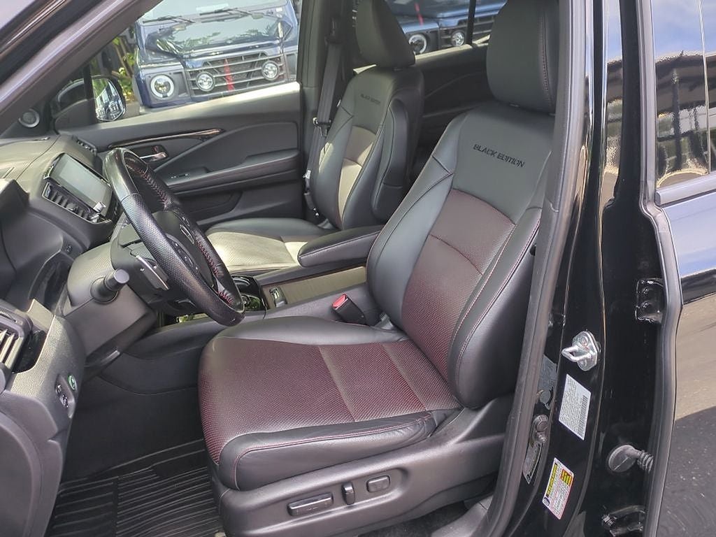 2022 Honda Ridgeline Black Edition