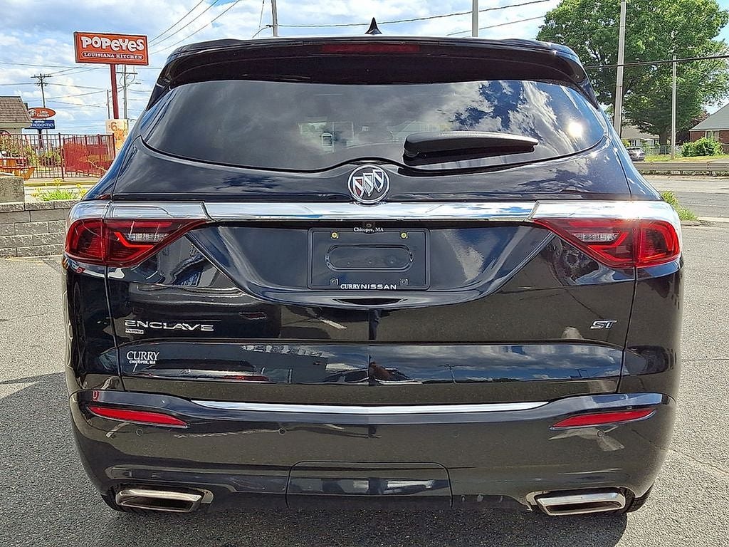 2023 Buick Enclave Essence