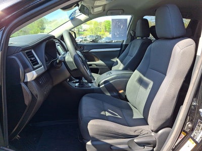 2018 Toyota Highlander LE
