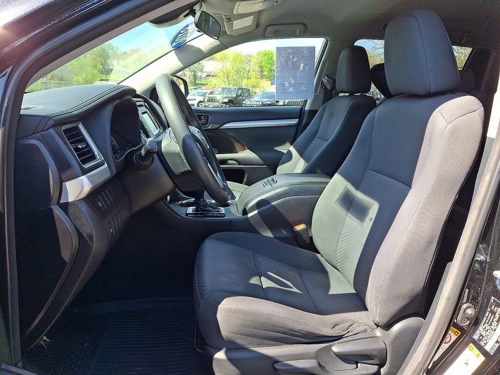 2018 Toyota Highlander LE
