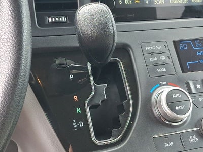 2017 Toyota Sienna LE 7 Passenger