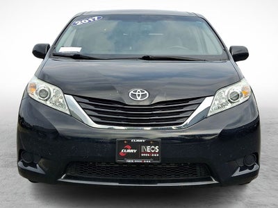 2017 Toyota Sienna LE 7 Passenger