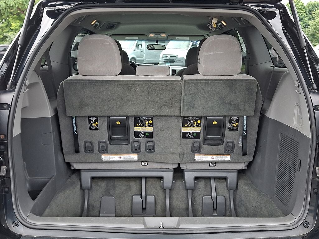 2017 Toyota Sienna LE 7 Passenger