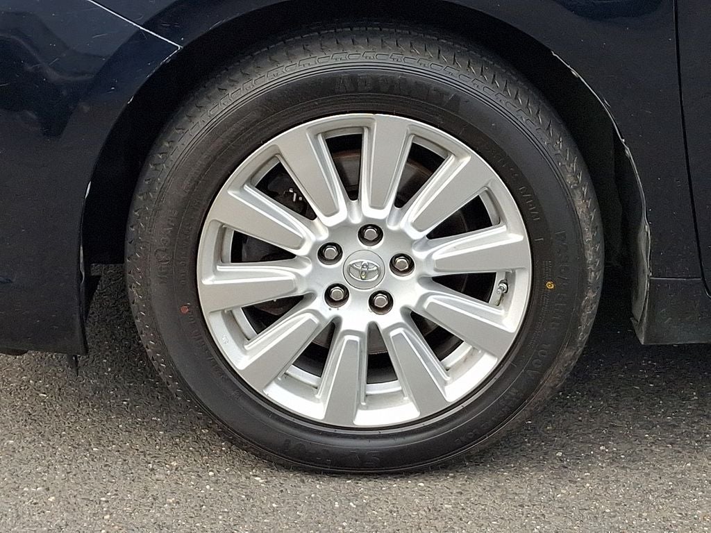 2017 Toyota Sienna LE 7 Passenger
