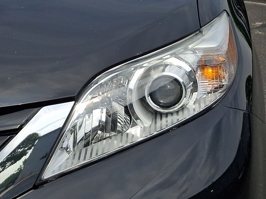 2017 Toyota Sienna LE 7 Passenger