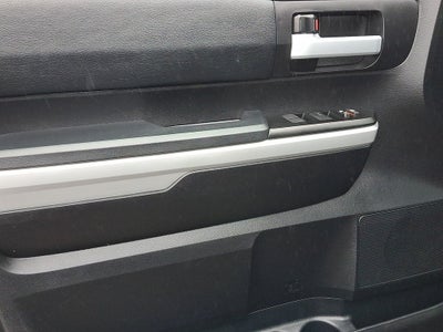 2018 Toyota Tundra SR5 5.7L V8