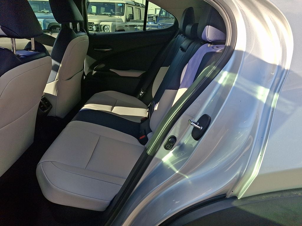 2020 Lexus UX 250h Base