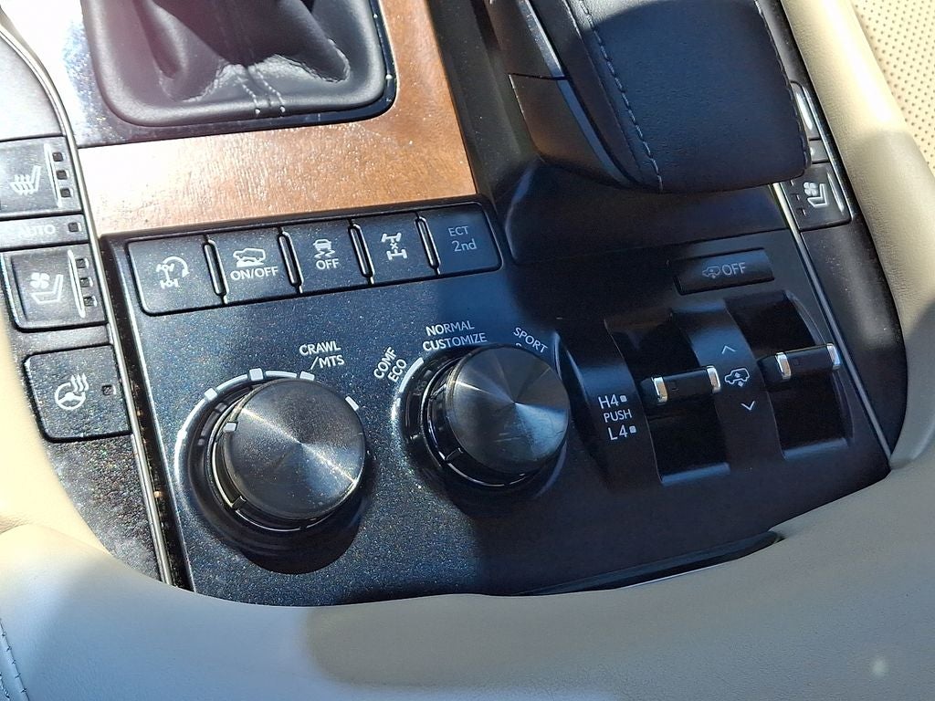 2020 Lexus LX 570