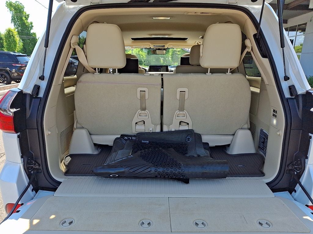 2020 Lexus LX 570