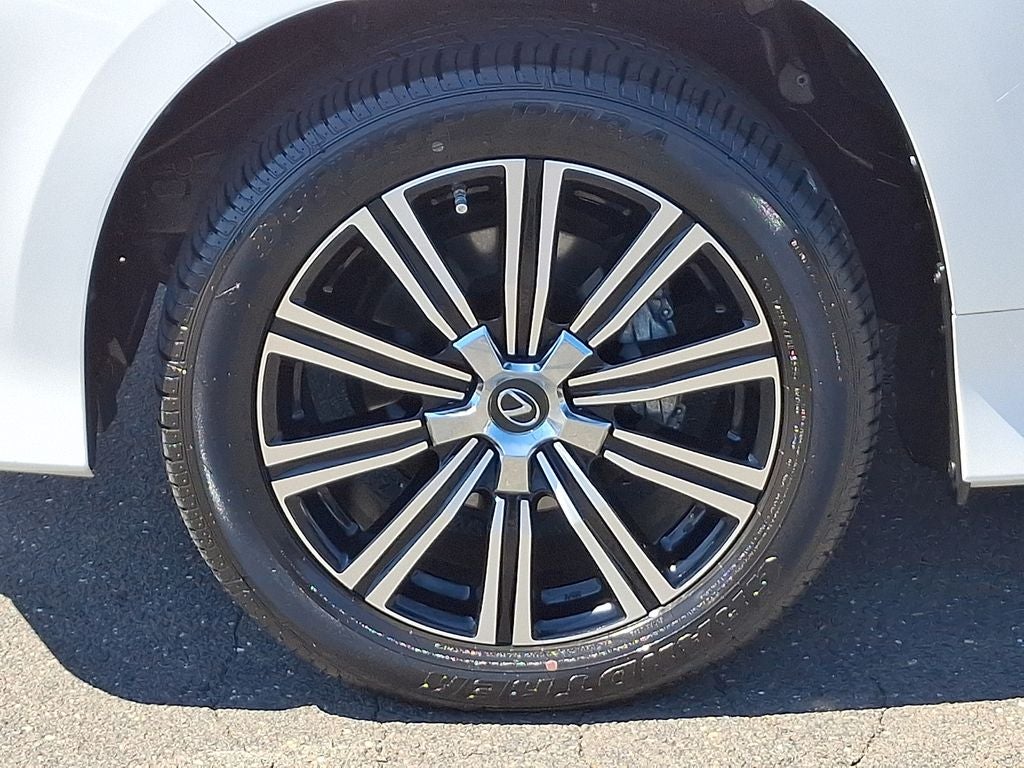 2020 Lexus LX 570