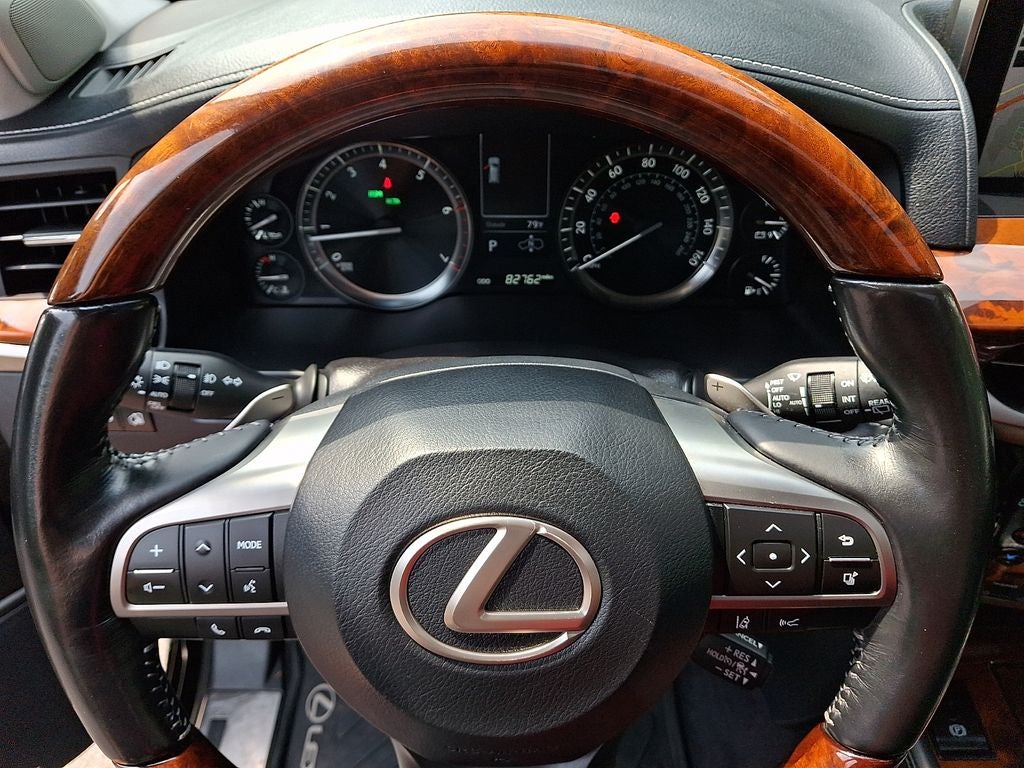 2017 Lexus LX 570