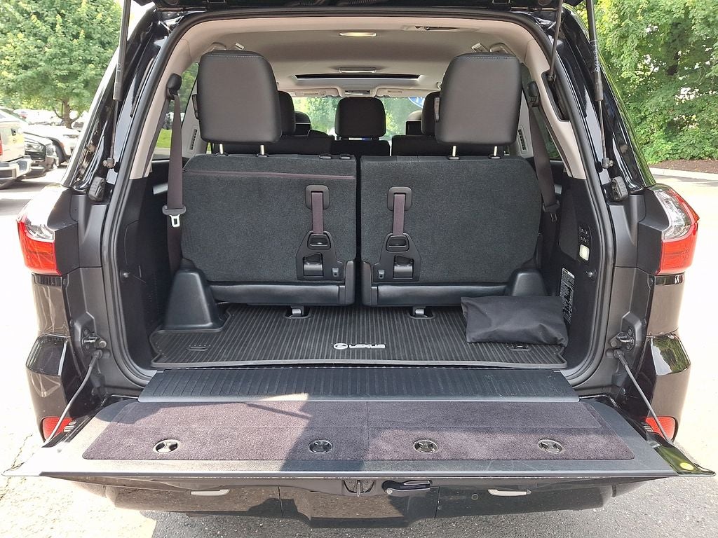 2017 Lexus LX 570