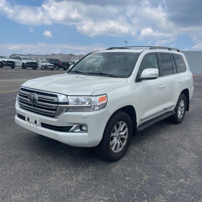 2016 Toyota Land Cruiser Base