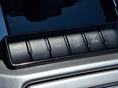 2016 Toyota Land Cruiser Base