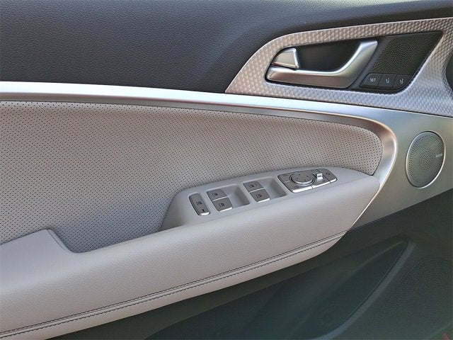 2023 Genesis G70 3.3T