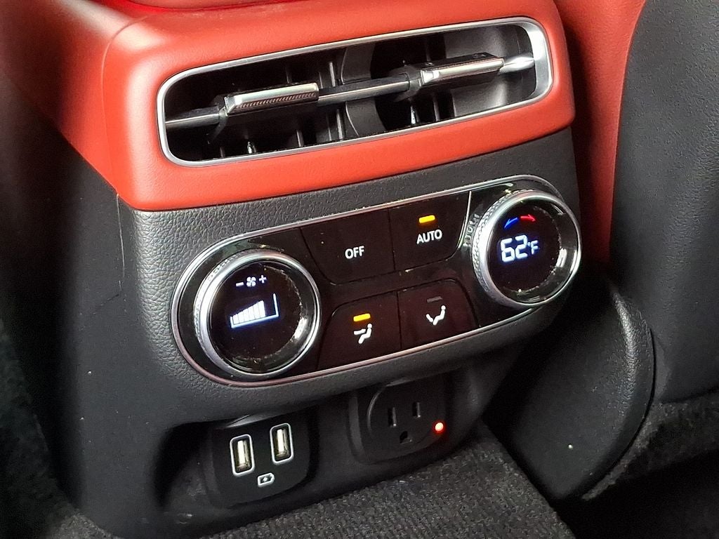 2023 Genesis GV70 2.5T