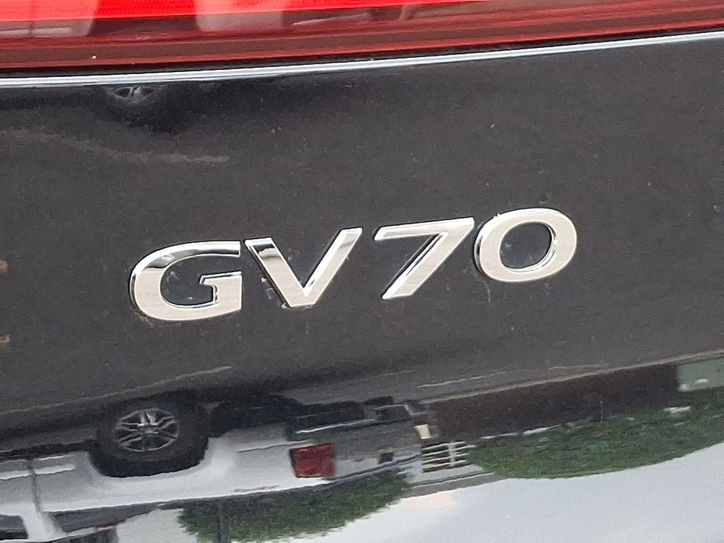 2023 Genesis GV70 2.5T