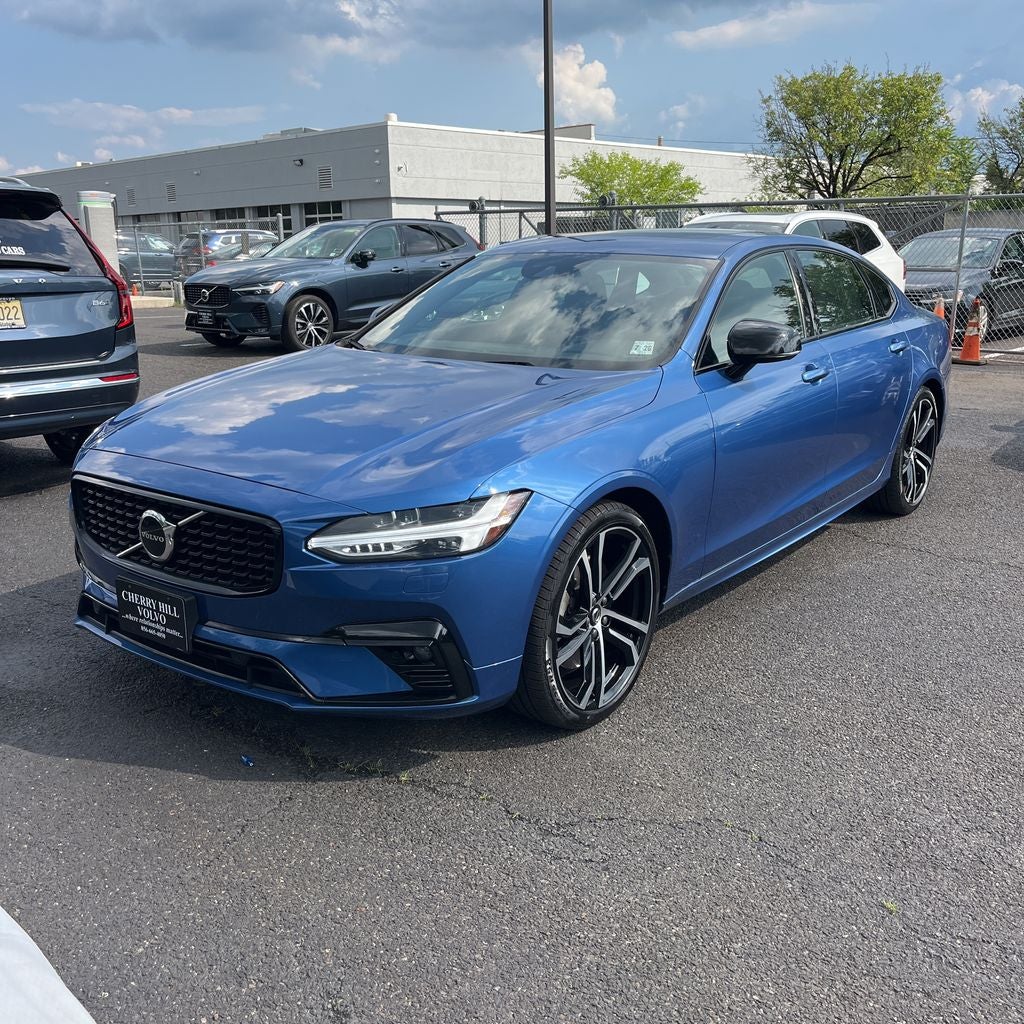 2021 Volvo S90 T6 R-Design