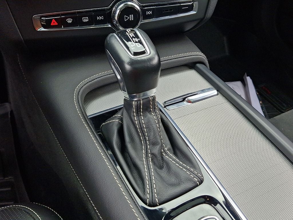 2021 Volvo S90 T6 R-Design