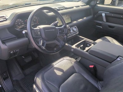 2024 Land Rover Defender X-Dynamic SE