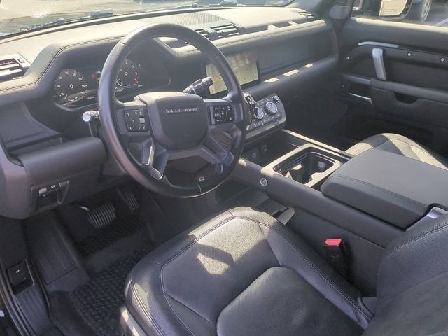 2024 Land Rover Defender X-Dynamic SE