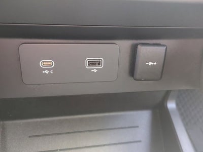 2024 Land Rover Defender X-Dynamic SE