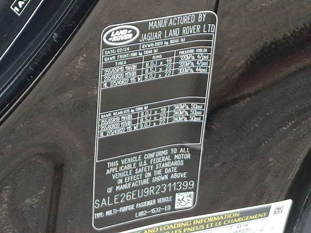 2024 Land Rover Defender 90 X-Dynamic SE