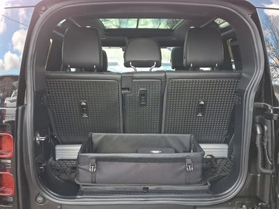 2024 Land Rover Defender 90 X-Dynamic SE