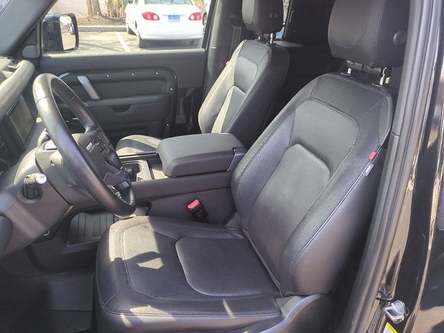 2024 Land Rover Defender X-Dynamic SE