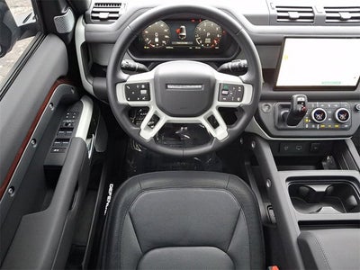 2024 Land Rover Defender X-Dynamic SE