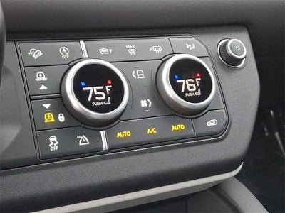 2024 Land Rover Defender X-Dynamic SE