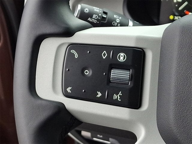 2024 Land Rover Defender X-Dynamic SE