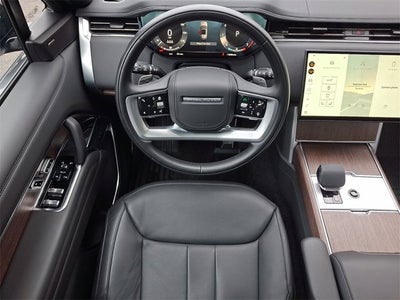 2024 Land Rover Range Rover SE