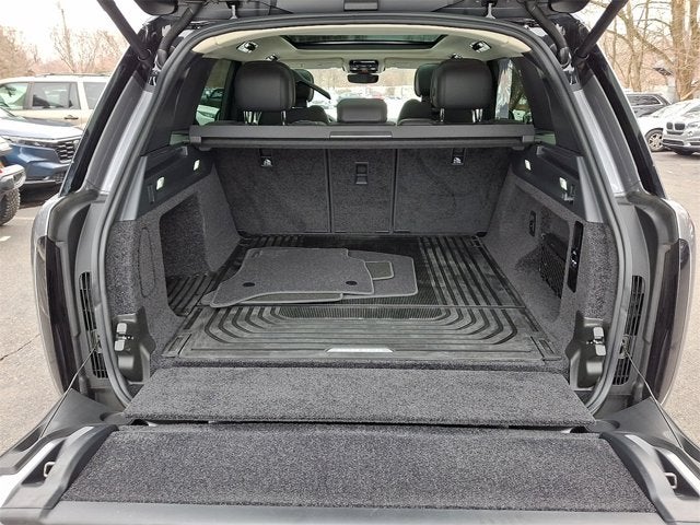 2024 Land Rover Range Rover SE