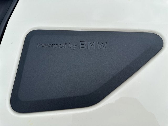 2024 INEOS Grenadier Station Wagon Base