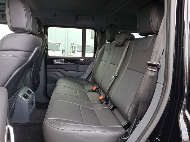 2026 INEOS Grenadier Station Wagon Black Edition