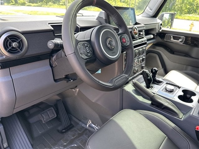 2025 INEOS Grenadier Station Wagon Base