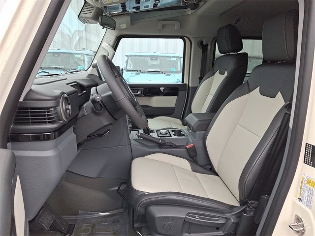 2025 INEOS Grenadier Station Wagon 4x4